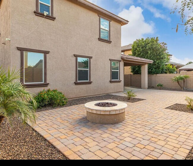 15238 W Bloomfield Rd Surprise, AZ 85379 photo 3