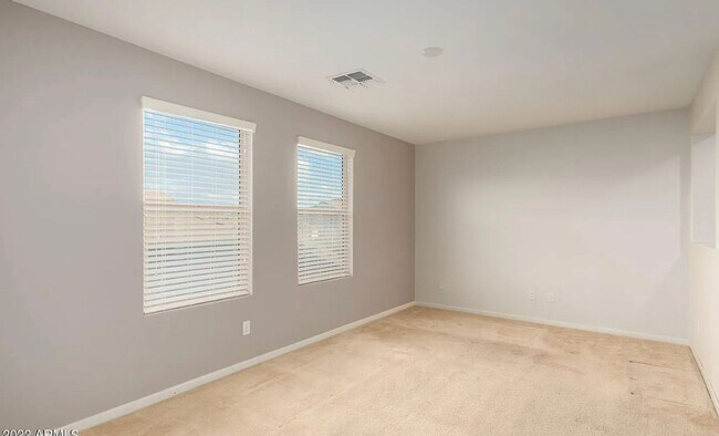 15238 W Bloomfield Rd Surprise, AZ 85379 photo 4