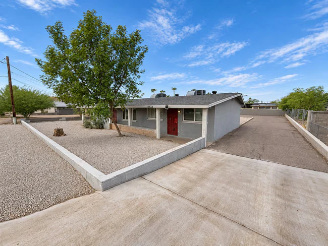 10648 N 15th Ave Phoenix, AZ 85029 photo 3