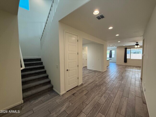 263 E Lantana Dr Chandler, AZ 85286 photo 4