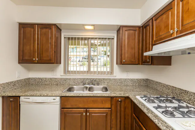 Villa Pacific Apartments *$500.00 off * photo 5