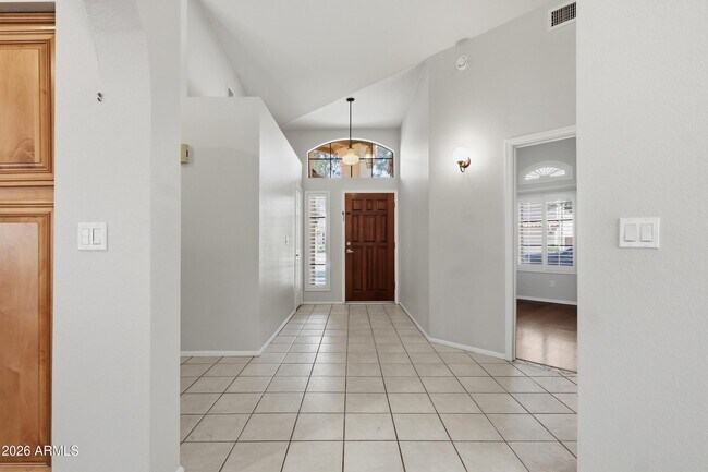 225 W Vera Ln Tempe, AZ 85284 photo 5