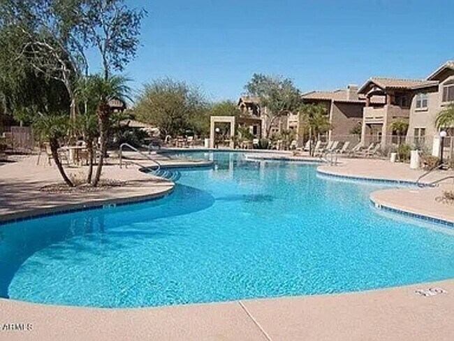 11500 E Cochise Dr Scottsdale, AZ 85259 photo 4