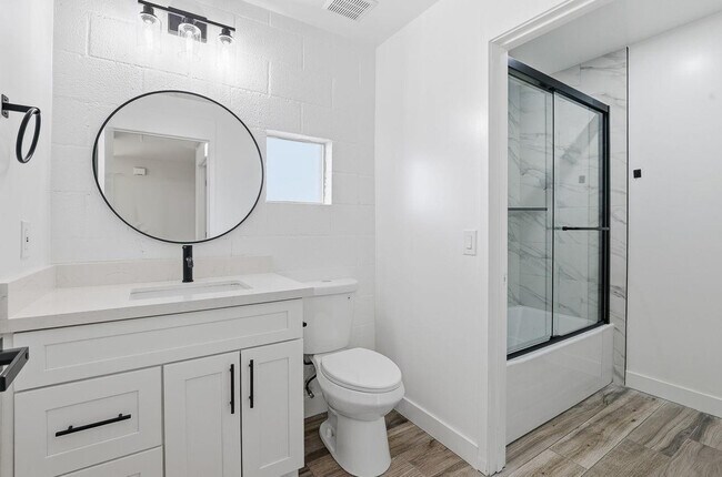 1111 W University Dr Tempe, AZ 85281 photo 5