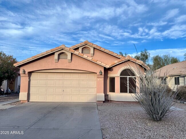 18620 N 2nd Ave Phoenix, AZ 85027 photo 2