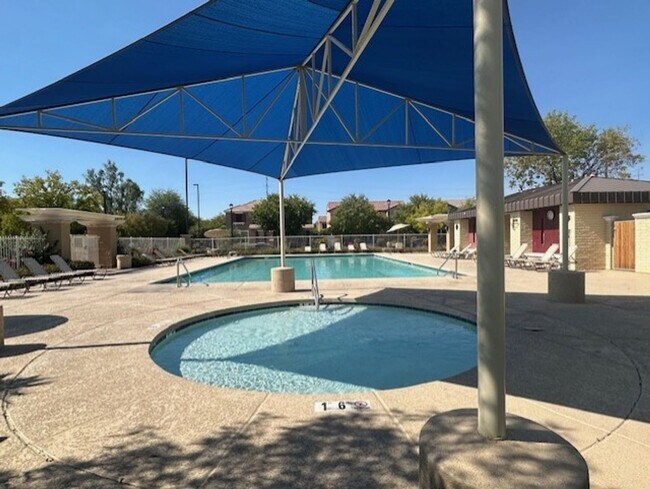 1897 S Tucana Ln Gilbert, AZ 85295 photo 3