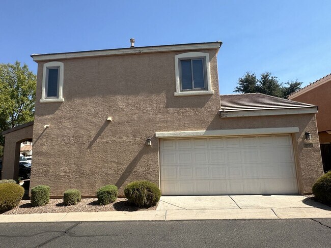 1897 S Tucana Ln Gilbert, AZ 85295 photo 2