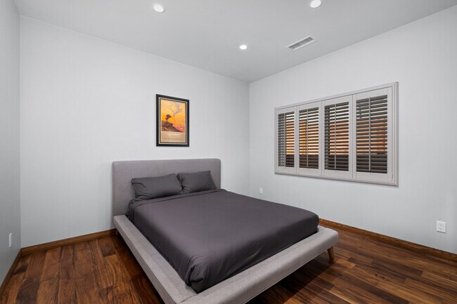 8865 Fabienne Way La Mesa, CA 91941 photo 3