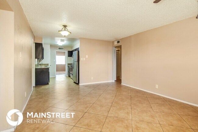 3907 W Kaler Dr Phoenix, AZ 85051 photo 5