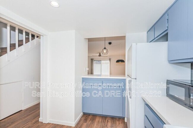 2735 Hornblend St San Diego, CA 92109 photo 5