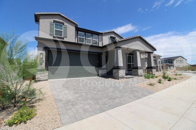 5976 E Quail Ave Phoenix, AZ 85054 photo 2
