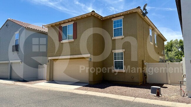 950 S Wallrade Ln Gilbert, AZ 85296 photo 4