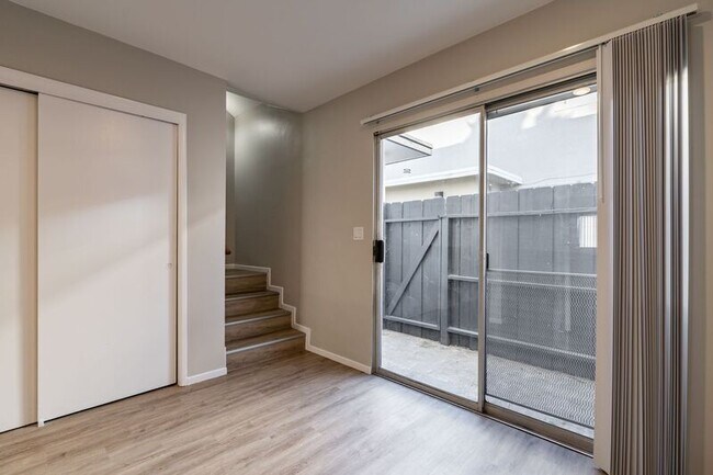 595 7th St Imperial Beach, CA 91932 photo 3