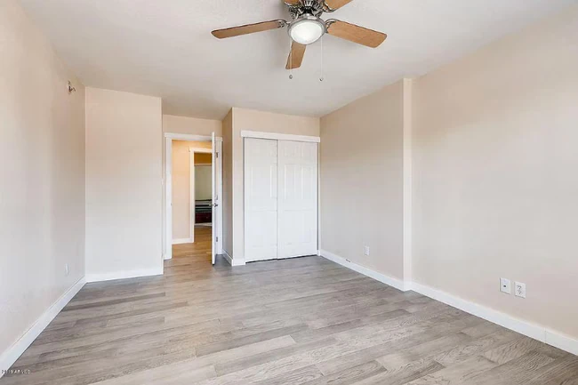 814 W Villa Maria Dr Phoenix, AZ 85023 photo 5
