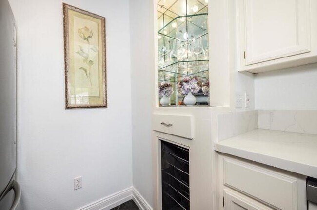 2309 Hastings Shore Ln Redwood City, CA 94065 photo 5