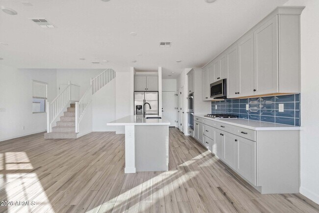9415 E Supernova Dr Mesa, AZ 85212 photo 3