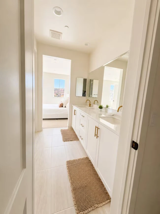 2533 Thyme Wy Carlsbad, CA 92008 photo 4