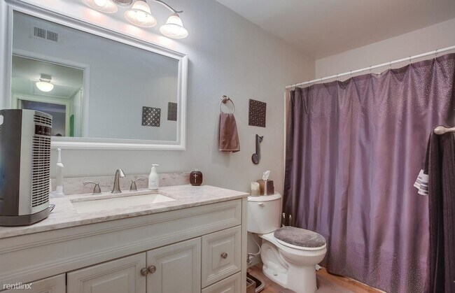 1811 E Grand Ave Escondido, CA 92027 photo 4
