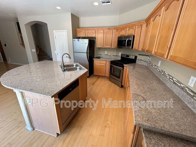 16333 N 171st Dr Surprise, AZ 85388 photo 3