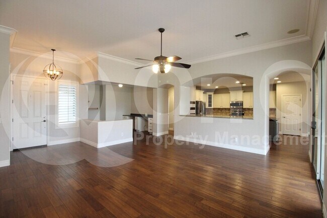 453 E Frances Ln Gilbert, AZ 85295 photo 5