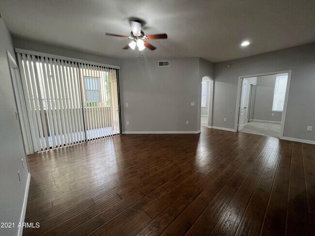 6900 E Princess Dr Phoenix, AZ 85054 photo 5