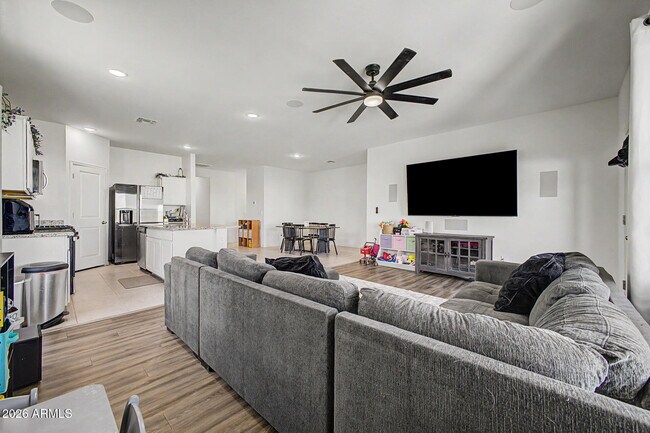 4907 N 192nd Ln Litchfield Park, AZ 85340 photo 5