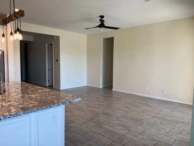 5140 S Springs Pl Chandler, AZ 85249 photo 4