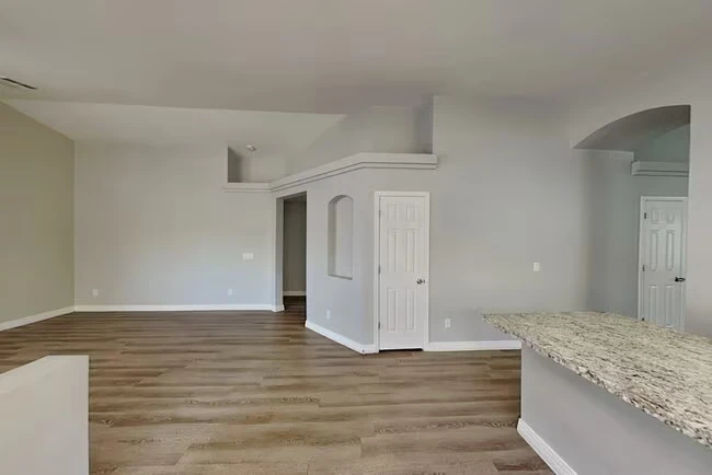1836 S 106th Ave Tolleson, AZ 85353 photo 4