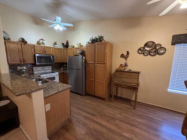 6761 S Oakmont Dr Chandler, AZ 85249 photo 5