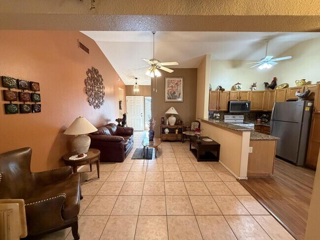6761 S Oakmont Dr Chandler, AZ 85249 photo 4