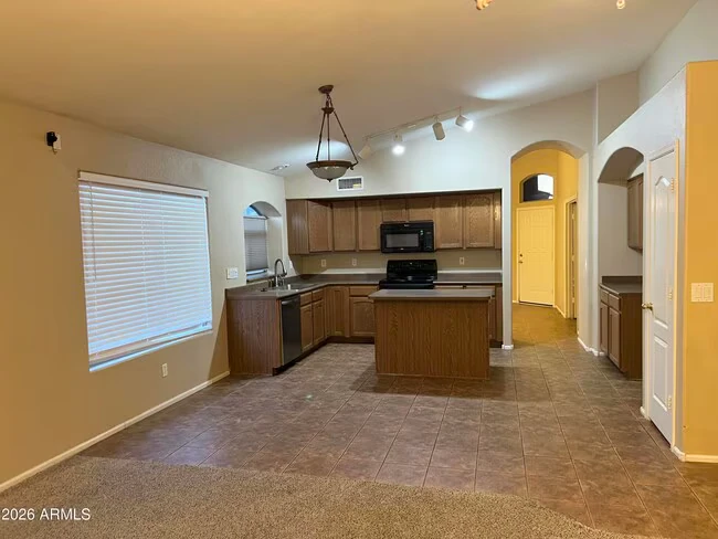 2641 N 109th Ave Avondale, AZ 85392 photo 4