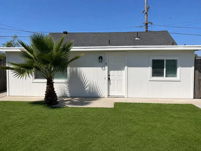 3830 41st St San Diego, CA 92105