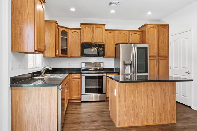 15828 N 73rd Ln Peoria, AZ 85382 photo 2