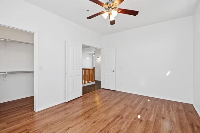 15828 N 73rd Ln Peoria, AZ 85382 photo 5