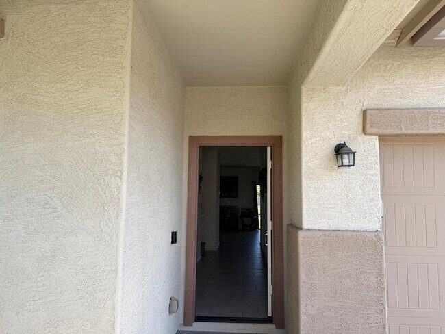 7217 W Golden Ln Peoria, AZ 85345 photo 5