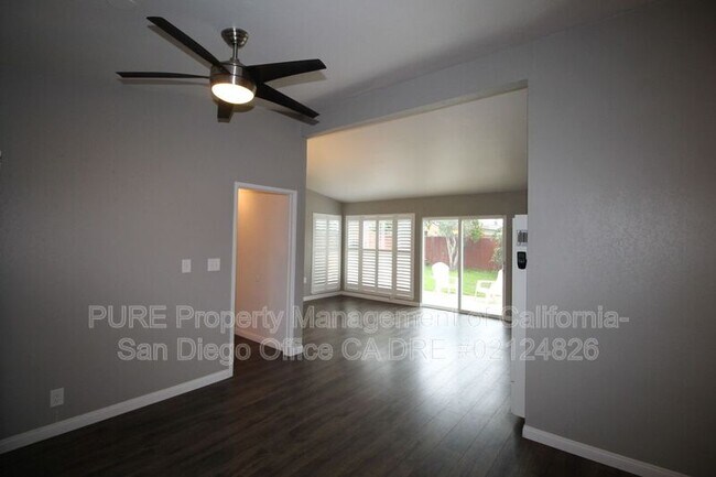 321 Dahlia Ave Imperial Beach, CA 91932 photo 5