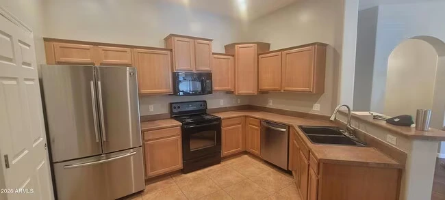 14575 W Mountain View Blvd Surprise, AZ 85374 photo 2