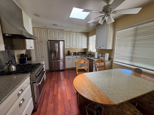 1443 Beacon Ave San Leandro, CA 94579 photo 5