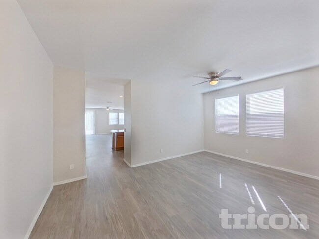 19149 N Miller Way Maricopa, AZ 85139 photo 4