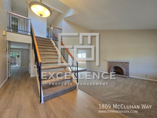 1809 Mccluhan Way San Jose, CA 95132 photo 4