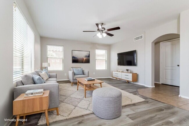 15853 W Diamond St Goodyear, AZ 85338 photo 4