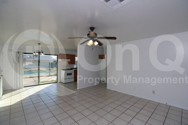 1735 W Bluefield Ave Phoenix, AZ 85023 photo 5