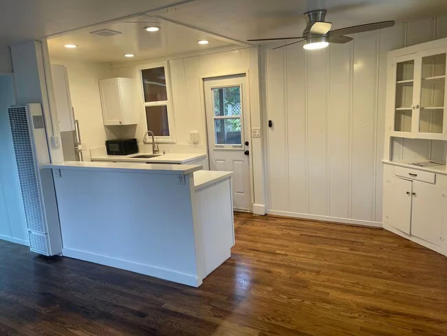 4965 Mansfield St San Diego, CA 92116