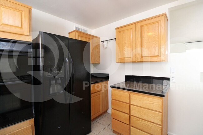 1351 W 14th St Tempe, AZ 85281 photo 4