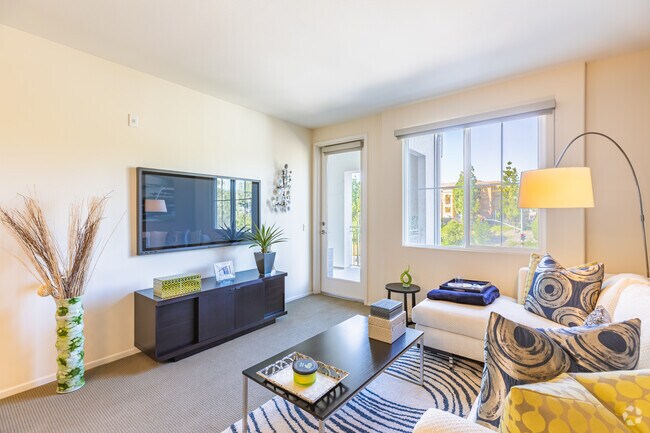Torrey Gardens Apartments photo 5