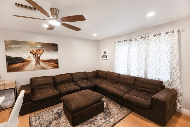 8354 Adams St Lemon Grove, CA 91945 photo 4