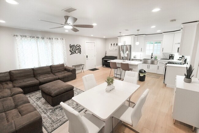 8354 Adams St Lemon Grove, CA 91945 photo 3