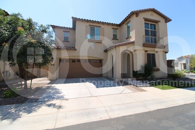 211 E Wisteria Dr Chandler, AZ 85286 photo 2