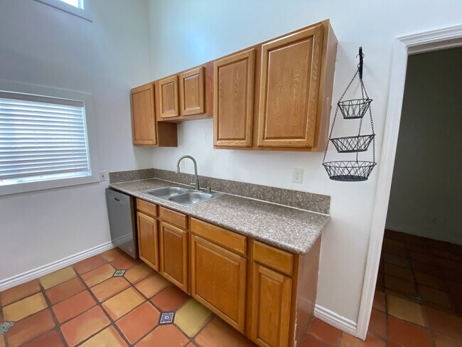 3207 42nd St San Diego, CA 92105 photo 4