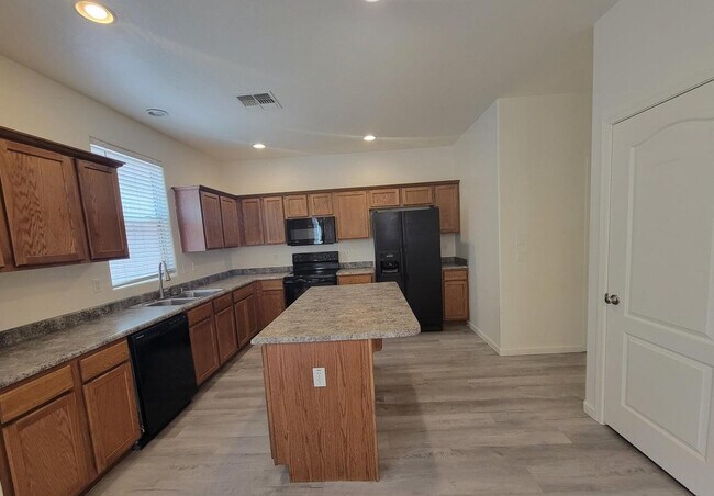 7226 S 48th Glen Phoenix, AZ 85339 photo 5